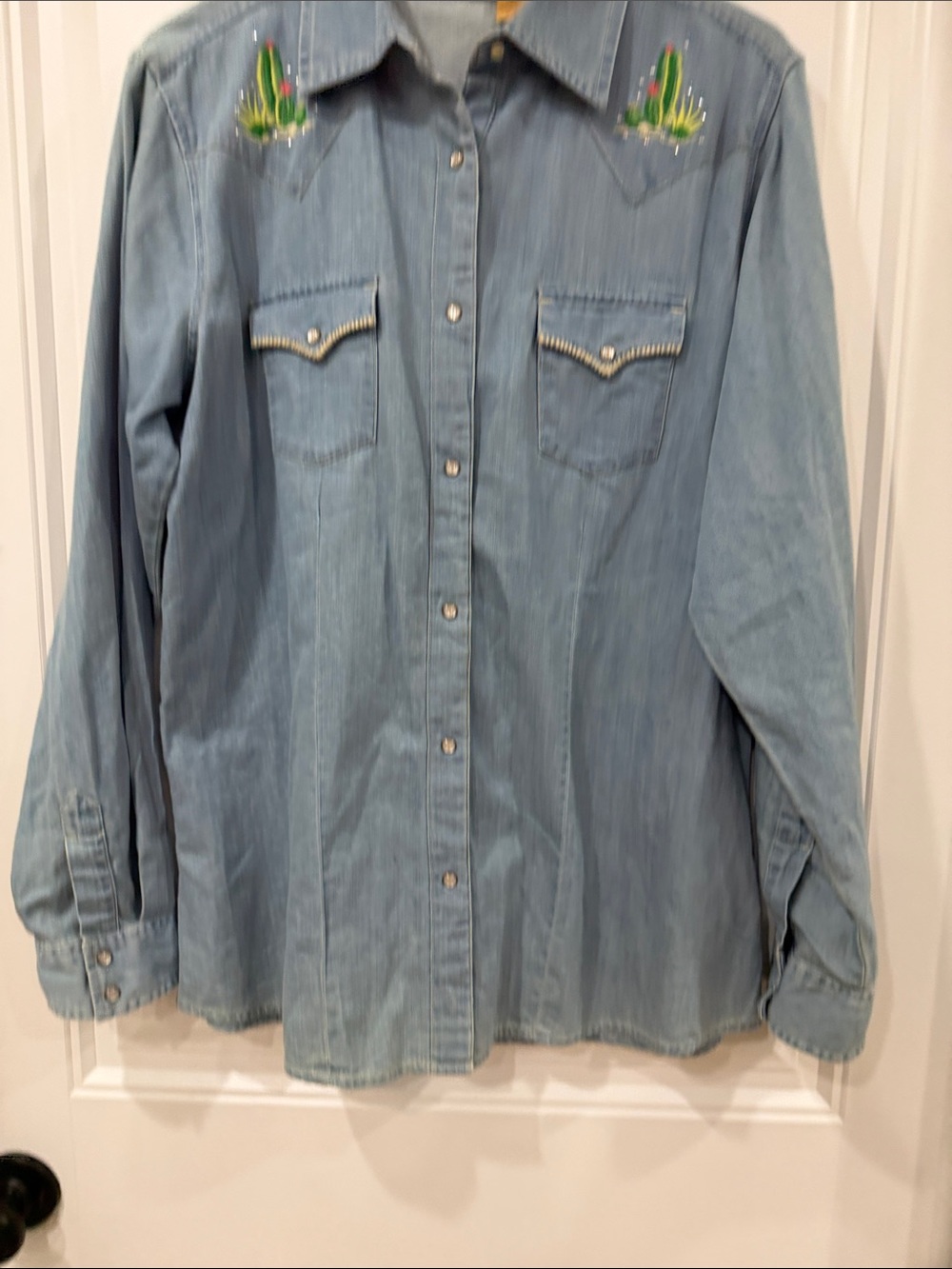 NWOT Wrangler Light Blue Denim Western Shirt with Cactus Embroidery